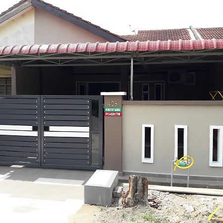Homestay Bahau Jempol Екстериор снимка