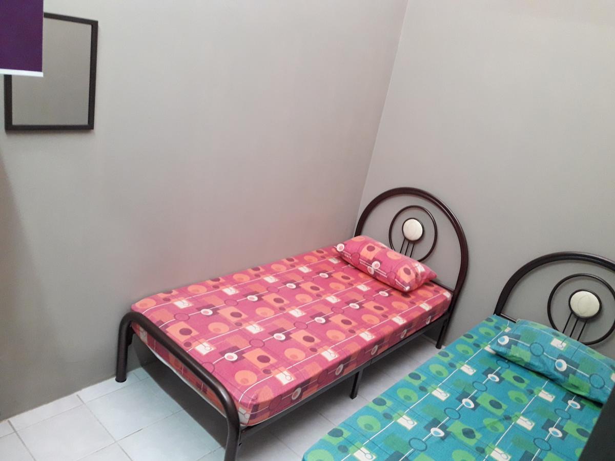 Homestay Bahau Jempol Екстериор снимка