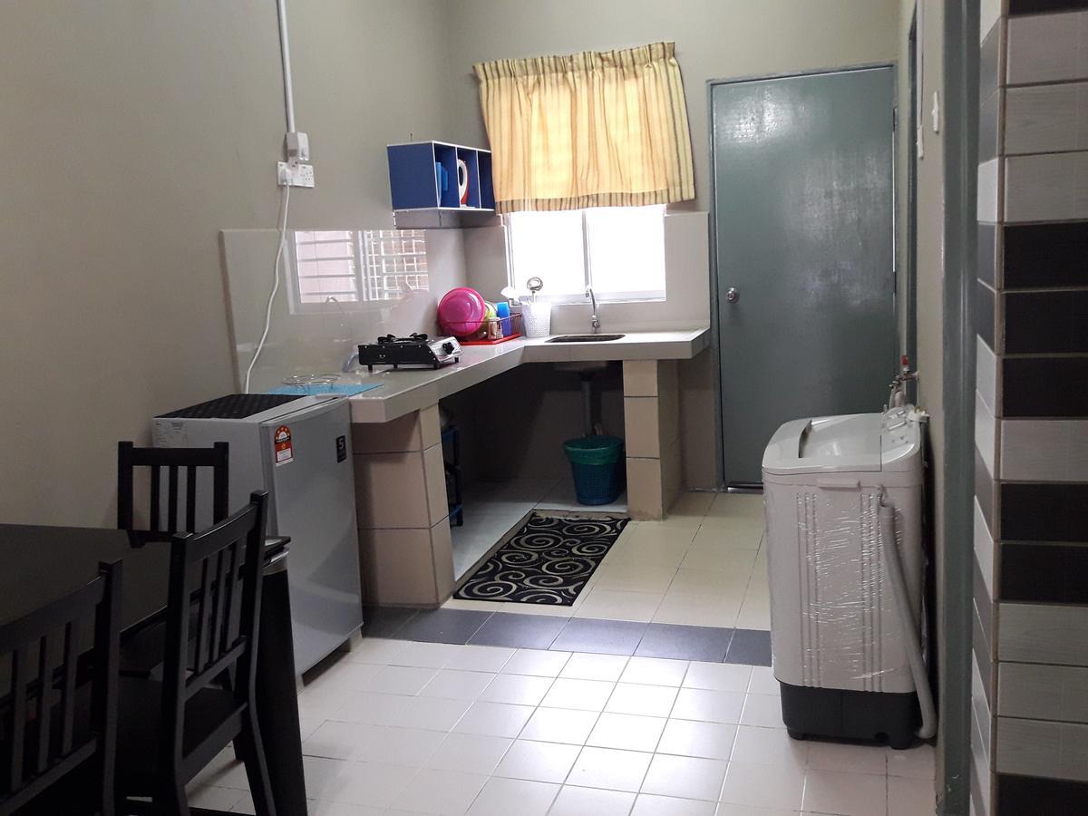 Homestay Bahau Jempol Екстериор снимка
